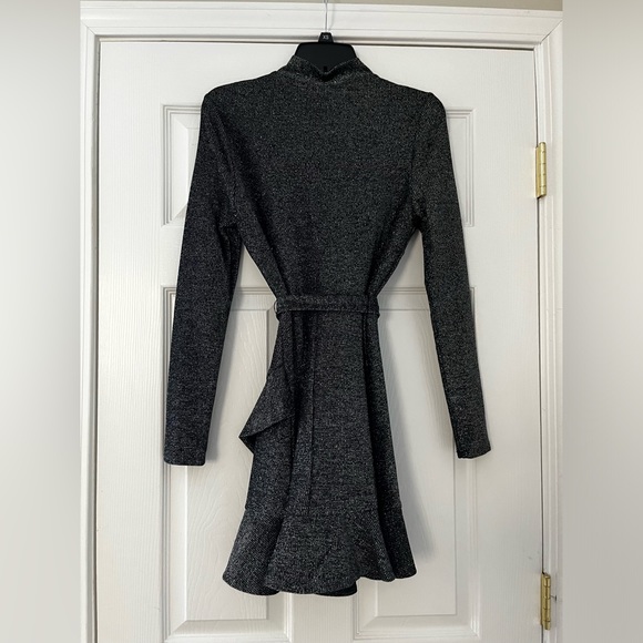 Black sparkly dress - Picture 2 of 3